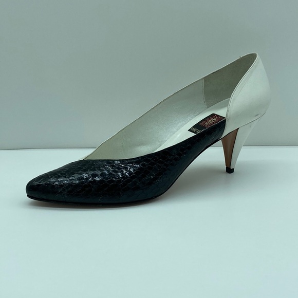 Anne Klein Black and White Heels with Textured Design - Picture 1 of 11